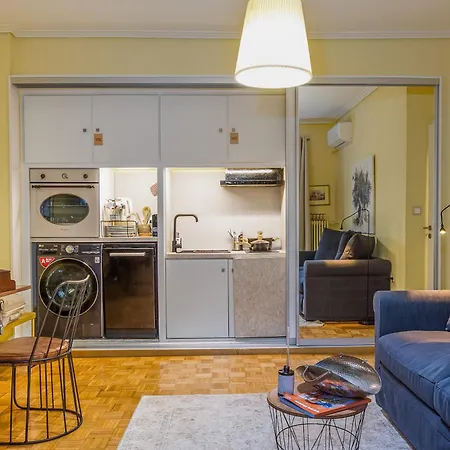 Magnificent Voula Apartman *
